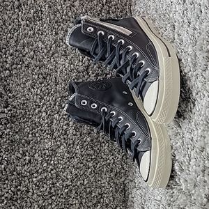 Converse High Top Brand new side zip.
